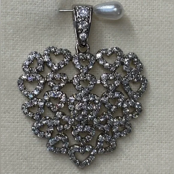 NEW Gorgeous Heart AAA CZ Pendant 925 Sterling Silver - Picture 2 of 4
